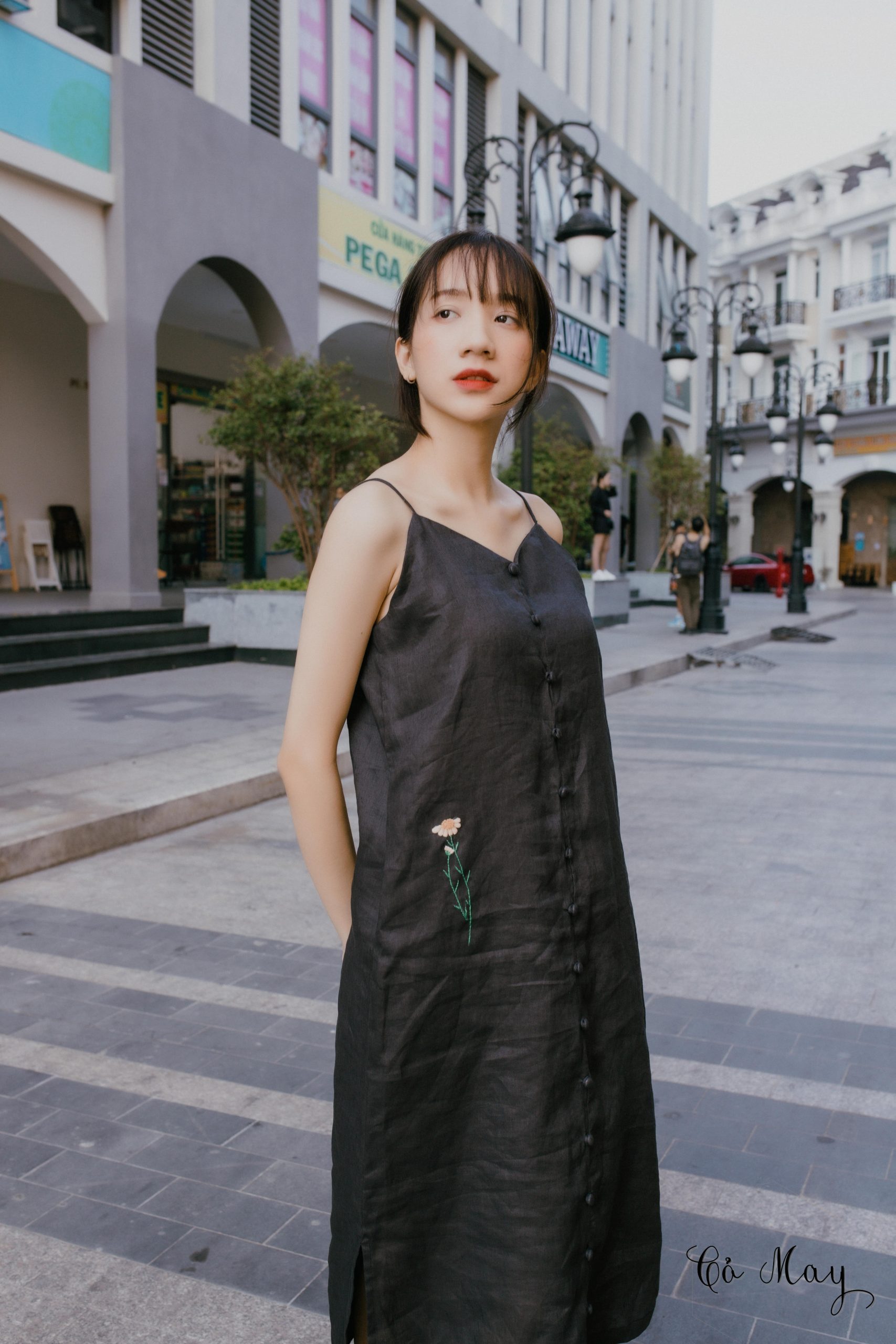 Váy nhung dáng xòe phối nơ màu đen | Váy Đầm